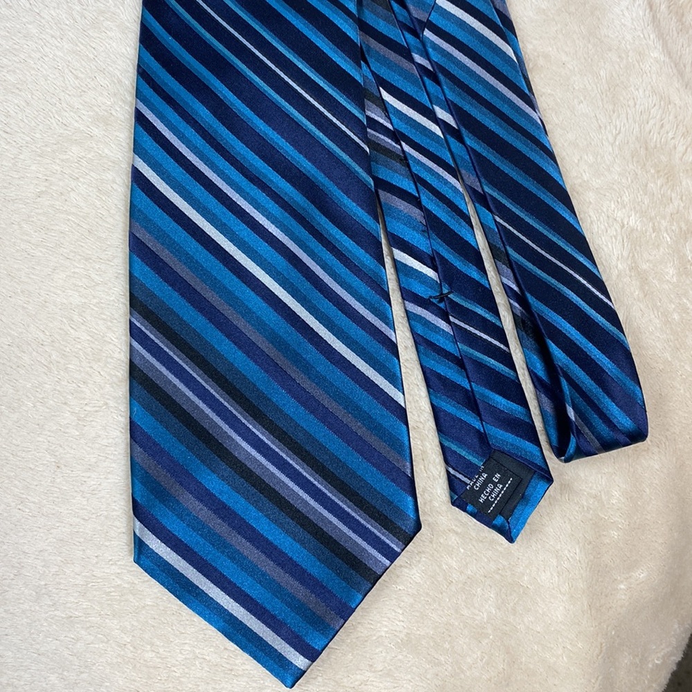 Stafford 100% Silk Blue Stripe Neck Tie Men’s 60”